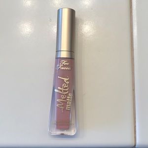 Too Faced Melted Matte Lipstick CHILD STAR